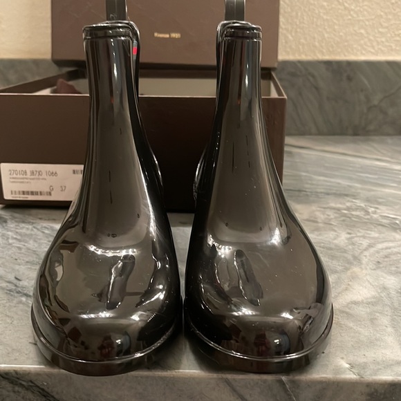 Women’s Gucci ankle boots. Rainproof. Never worn. - Picture 5 of 7